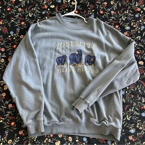 Yosemite Sierra Nevada UO Gray Sweater